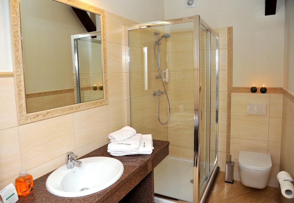 Hotel Sandro Silver Leszno  Eksteriør bilde
