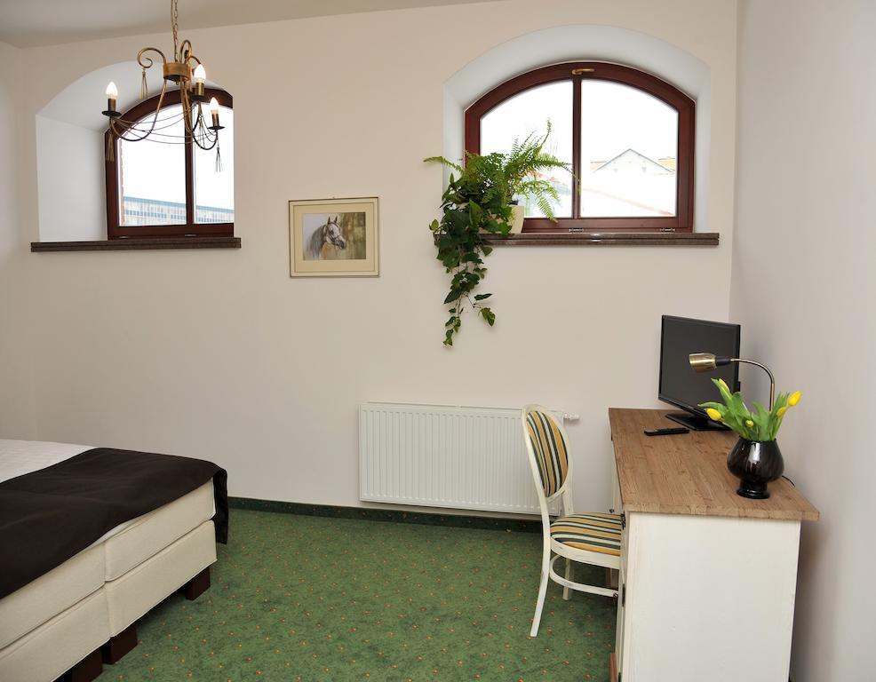 Hotel Sandro Silver Leszno  Eksteriør bilde